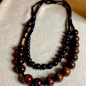 Allergic to Metals?? This comfy boutique necklace is for you!!